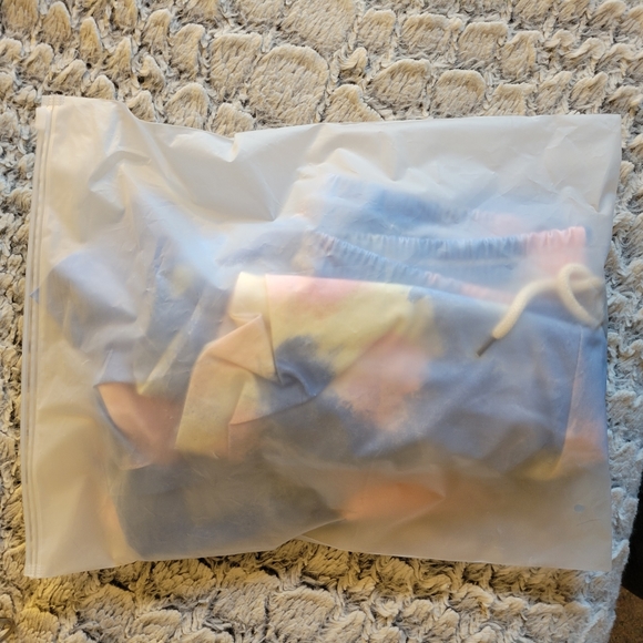 BRAND NEW Women's Charming Charlie Matching Jogger Set, Size L - Picture 8 of 8